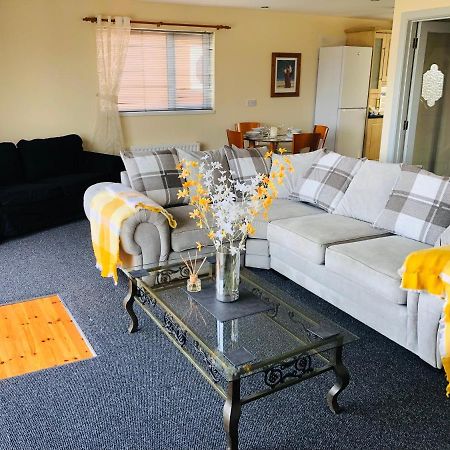 The View Apartment Londonderry ภายนอก รูปภาพ