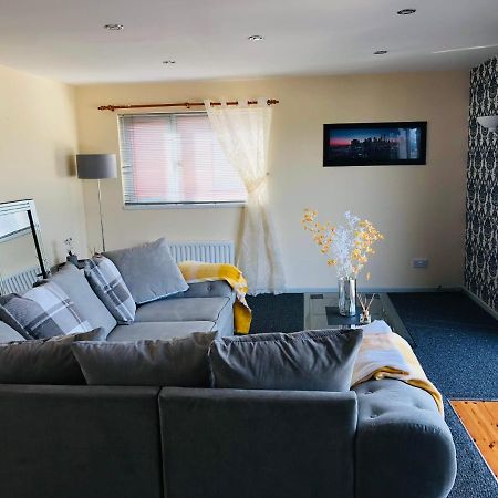 The View Apartment Londonderry ภายนอก รูปภาพ