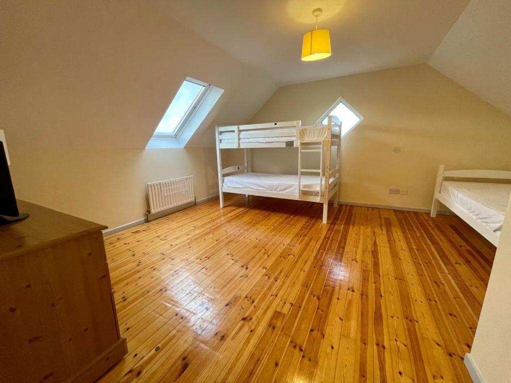 The View Apartment Londonderry ภายนอก รูปภาพ