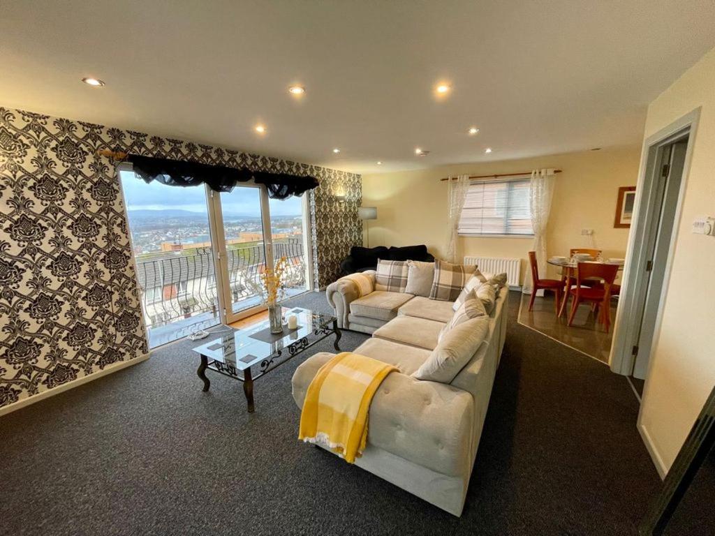 The View Apartment Londonderry ภายนอก รูปภาพ