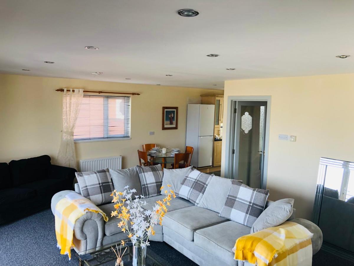 The View Apartment Londonderry ภายนอก รูปภาพ
