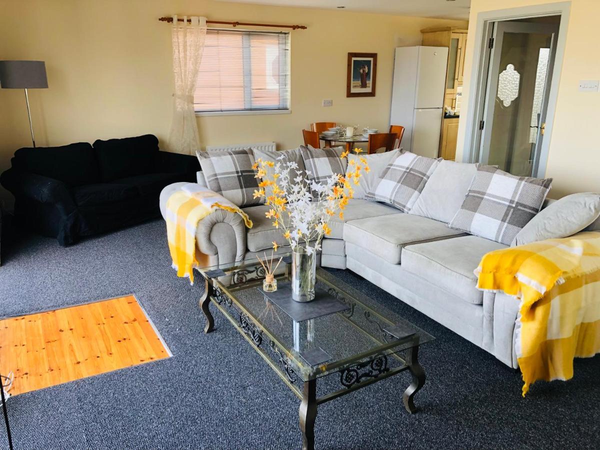 The View Apartment Londonderry ภายนอก รูปภาพ