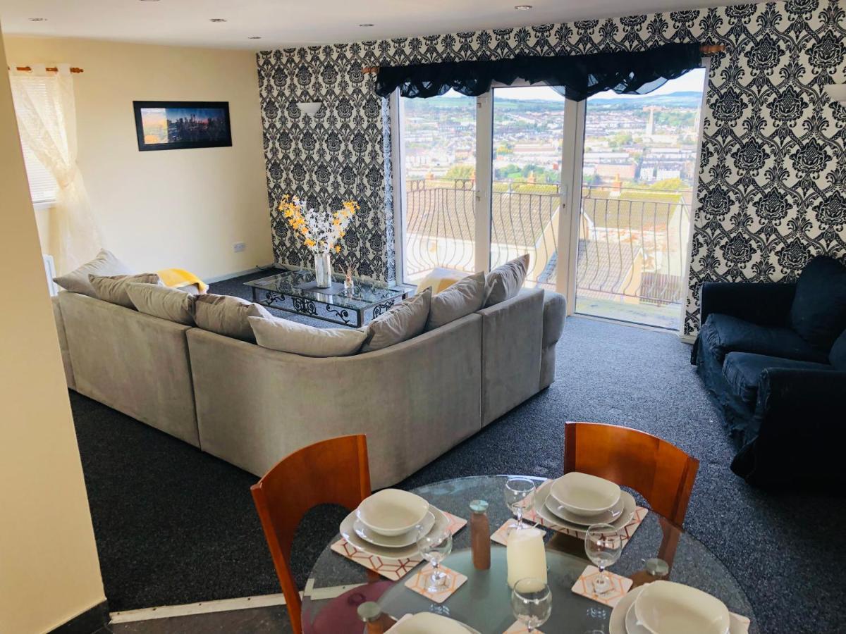 The View Apartment Londonderry ภายนอก รูปภาพ