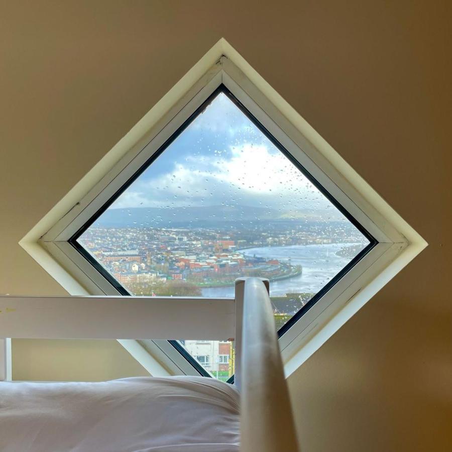 The View Apartment Londonderry ภายนอก รูปภาพ