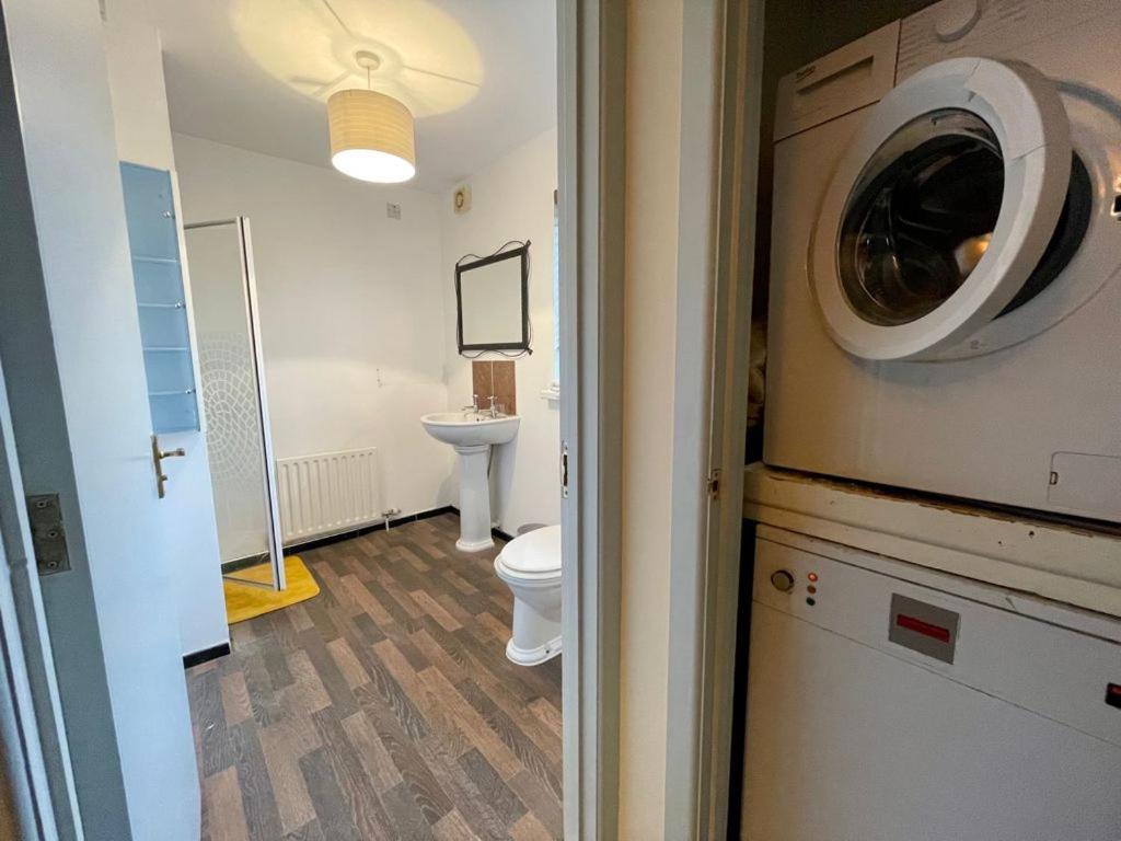 The View Apartment Londonderry ภายนอก รูปภาพ