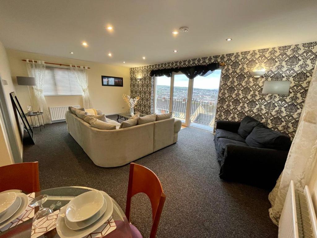 The View Apartment Londonderry ภายนอก รูปภาพ