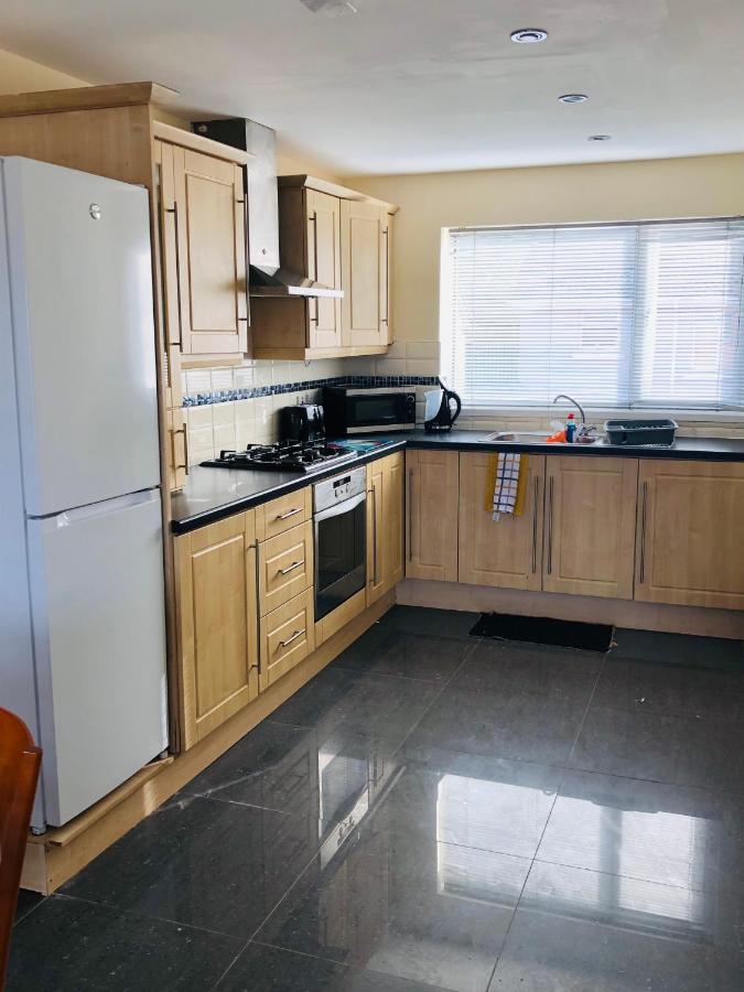 The View Apartment Londonderry ภายนอก รูปภาพ